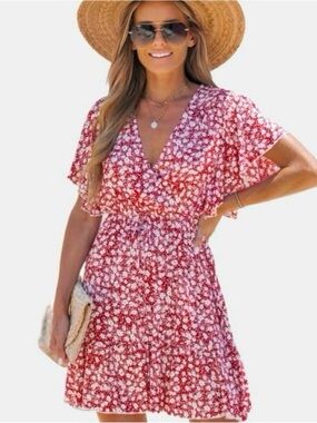 Cupshe Red & White Women’s Floral Flutter Sleeve Ruffle Hem Mini Dress